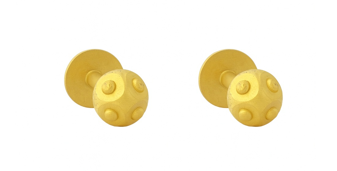 BIS Certified Real 18K Yellow Fine Gold Ball Stud Earrings For Women - Image 2